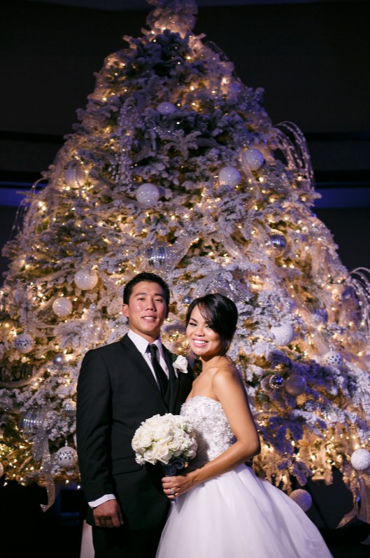 image of wedding couple at reception coordinated by Make it Memorable Weddings.